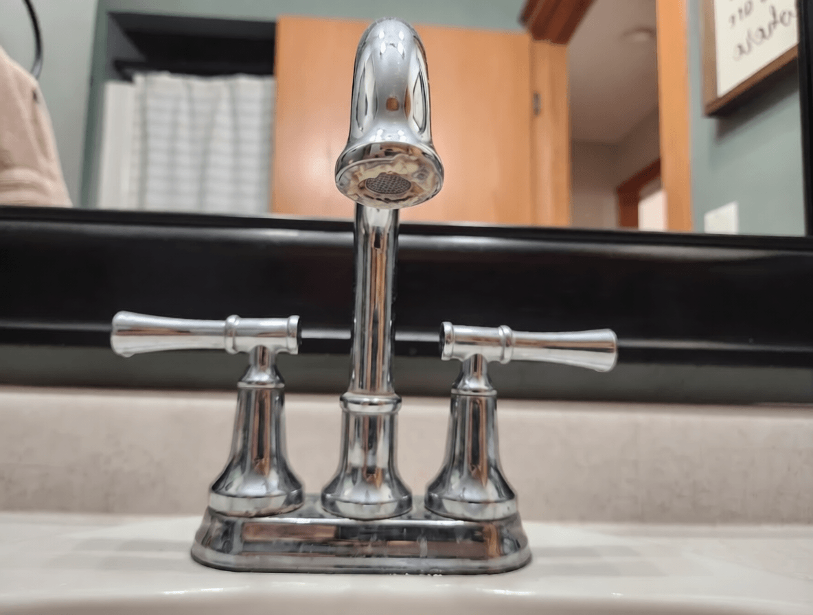 Scale buildup on faucet